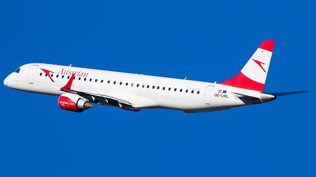 OE-LWL::Austrian Airlines